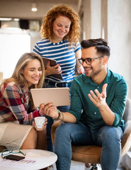 Cuarta imagen: Proceso de desarrollo del sitio web de Science & Marketing